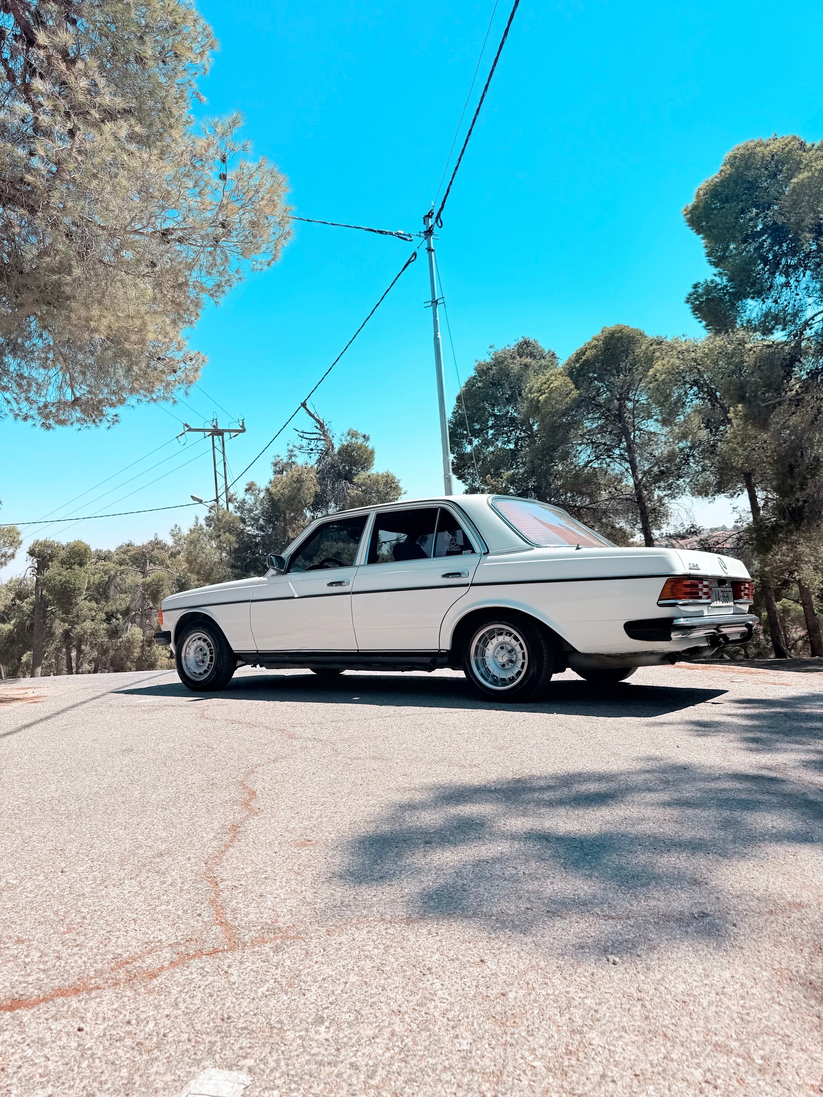 Mercedes-Benz W123 (1982)